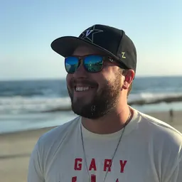 Portrait of Mitchell Tenpenny