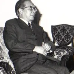Portrait of Huang Hua