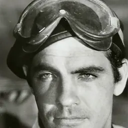 Portrait of Gary Raymond
