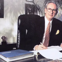 Portrait of Roger Van Overstraeten