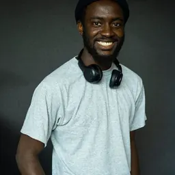 Portrait of Tobi Ibitoye