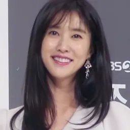 Portrait of Lee Soo-kyung