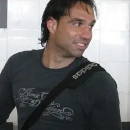 Portrait of Nir Davidovich