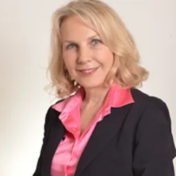 Portrait of Julia Unterberger