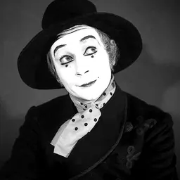 Portrait of Lindsay Kemp