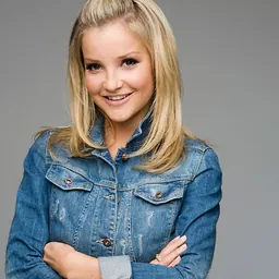 Portrait of Helen Skelton