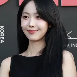 Portrait of SinB