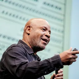 Portrait of Emory Douglas