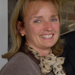 Portrait of Beth Harwell