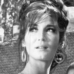 Portrait of Julie Payne