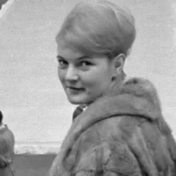 Portrait of Hanna Walter