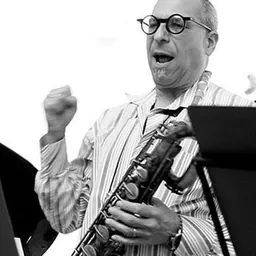 Portrait of Gary Smulyan