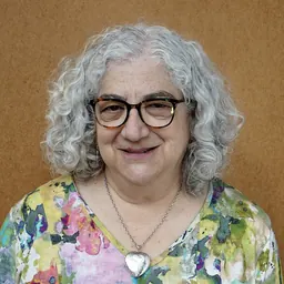 Portrait of Sara J. Schechner