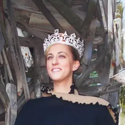 Portrait of Carolyn Shelby