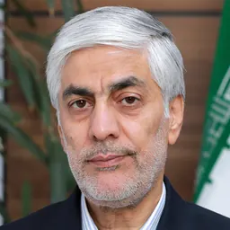 Portrait of Kioumars Hashemi