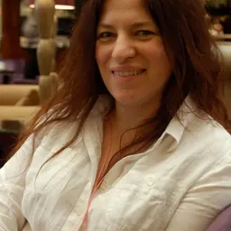Portrait of Justina Robson