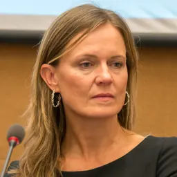 Portrait of Caroline Kende-Robb