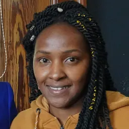 Portrait of Elizabeth Wathuti