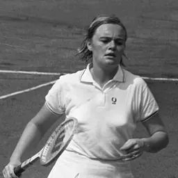Portrait of Ada Bakker