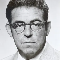 Portrait of Erling Petersen