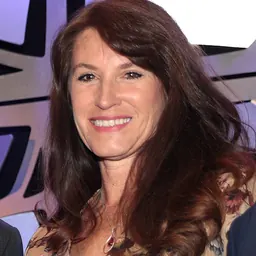 Portrait of Joanne Osborne