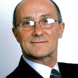 Portrait of Bobby Cummines