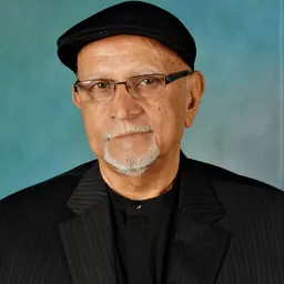 Portrait of Navin Doshi