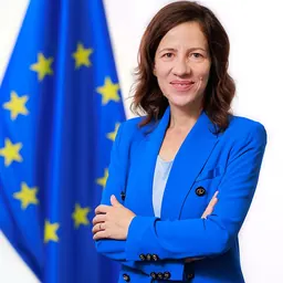 Portrait of Roxana Mînzatu