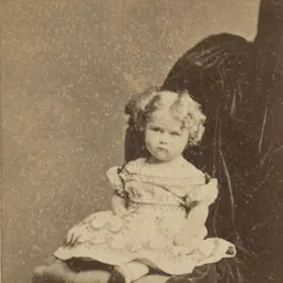 Portrait of Ruth Lewis