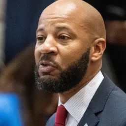 Portrait of Lamont Robinson
