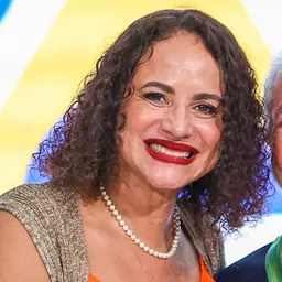 Portrait of Luciana Santos
