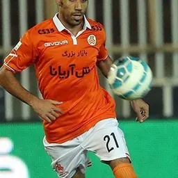 Portrait of Omid Khaledi