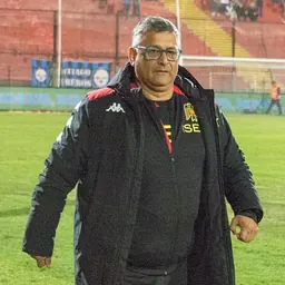 Portrait of Ronald Fuentes