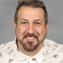 Portrait of Joey Fatone