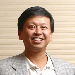 Portrait of Steve Chang