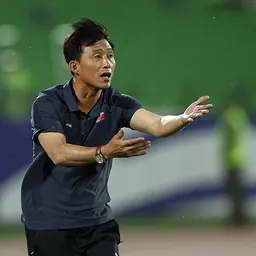 Portrait of Sin Yong-nam