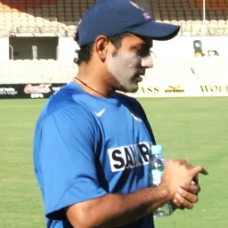 Portrait of Robin Uthappa