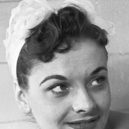 Portrait of Jacqueline Hill