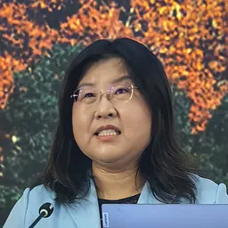Portrait of Huiling Duan