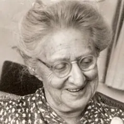 Portrait of Paula Arnold
