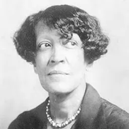 Portrait of Carrie Langston