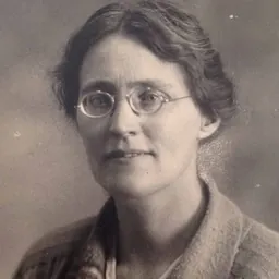 Portrait of Grace Mary Hood Crowfoot