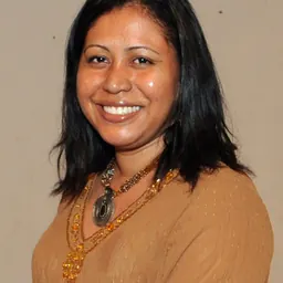 Portrait of Zenaida Moya
