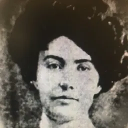 Portrait of Emma LeDoux