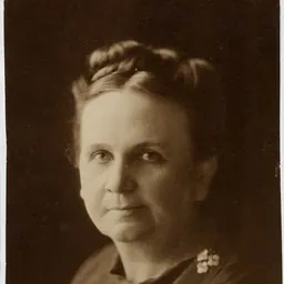 Portrait of Nita Kibble