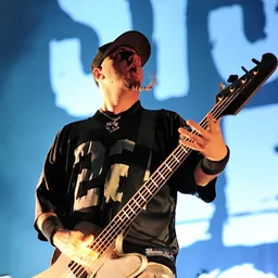 Portrait of Shavo Odadjian
