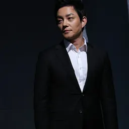 Portrait of Lee Beom-soo