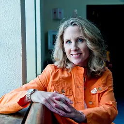 Portrait of Karen Hanrahan