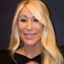 Portrait of Lori Greiner