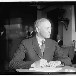 Portrait of Scott Turner